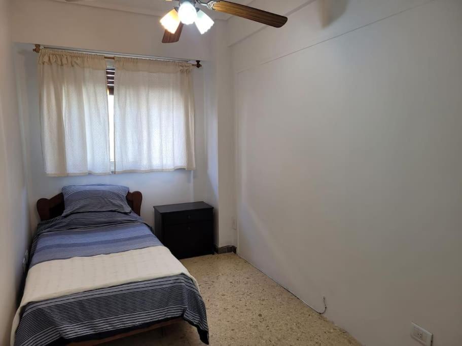 En Belgrano Entero 6 Huespedes Apartamento