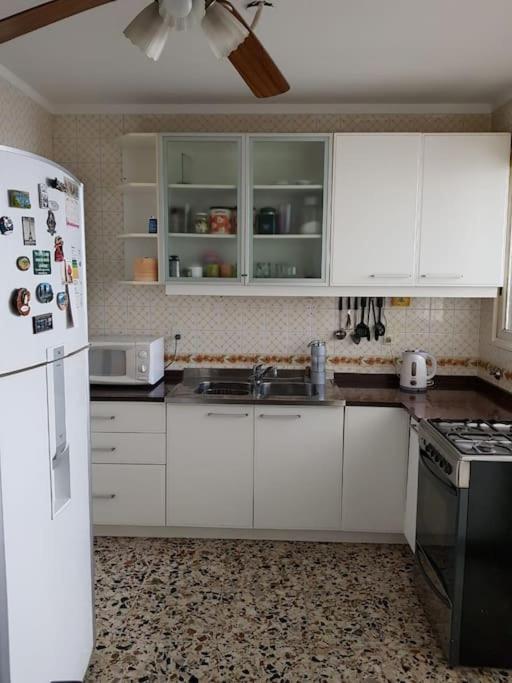 Apartamento En Belgrano Entero 6 Huespedes *