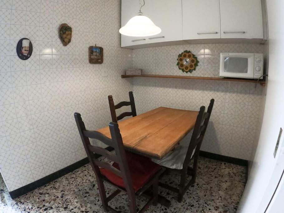 En Belgrano Entero 6 Huespedes Apartamento